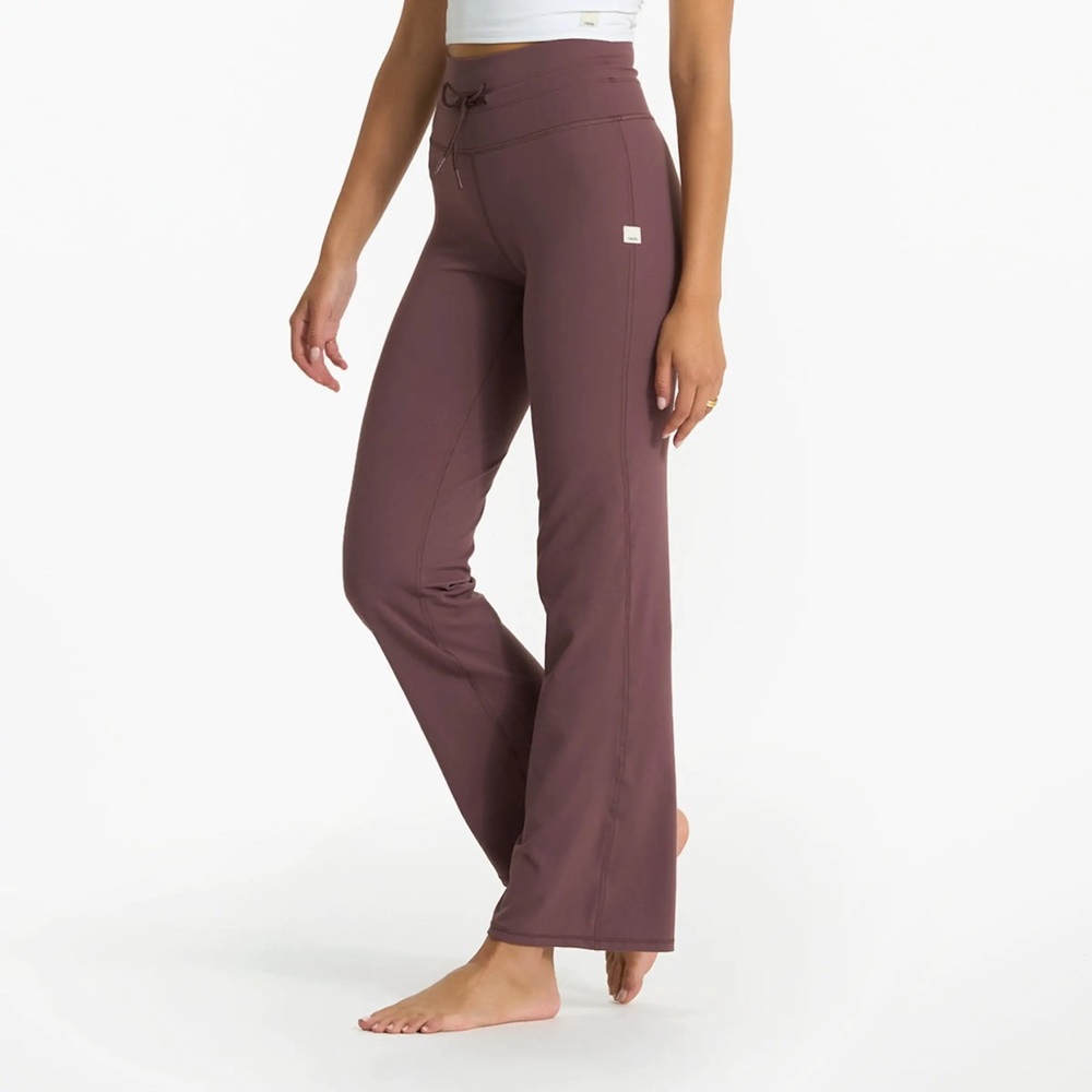 NWT VUORI Daily Wideleg Chestnut M